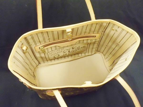 バッグのルイヴィトン（LOUIS VUITTON）