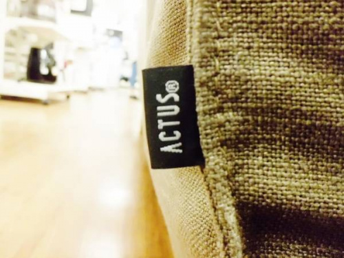 アクタスのソファ