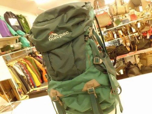 アウトドアのアウトドアウェア