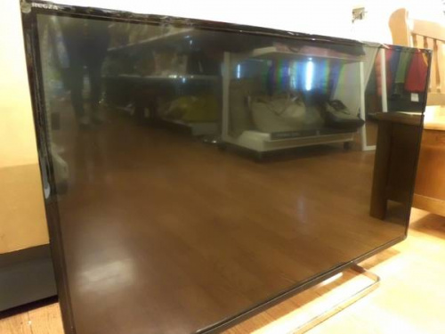 デジタル家電の液晶テレビ