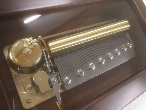 置物のオルゴール