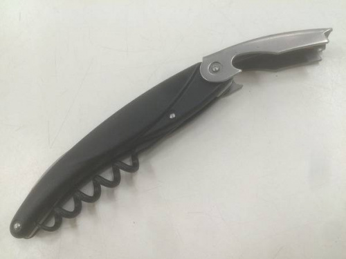 テーブルウェアのソムリエナイフ