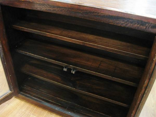 キャビネットのniko and