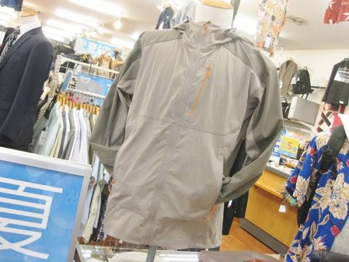 アウトドアのアウトドアウェア