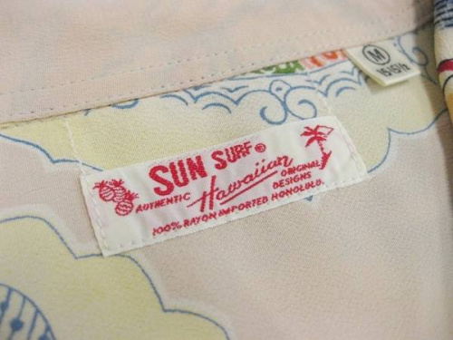 アロハシャツのSUNSURF
