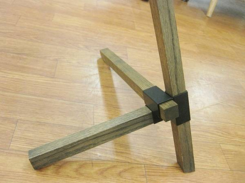 テーブルのDUENDE