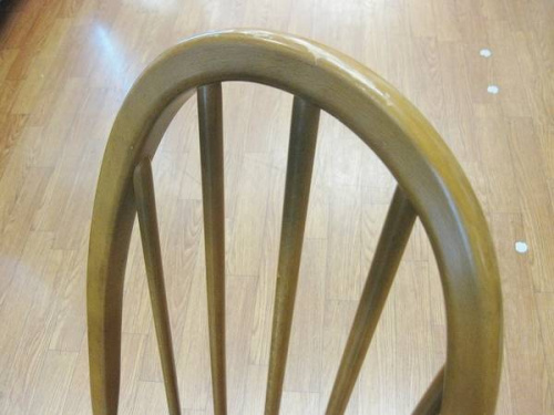 クエーカーチェアのERCOL
