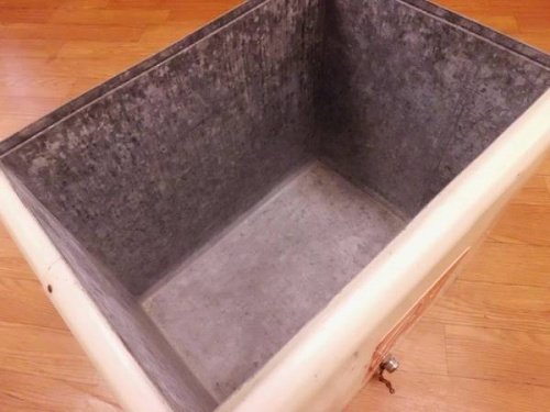 クーラーボックス