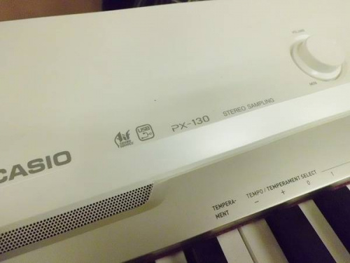 電子ピアノのカシオ（CASIO）