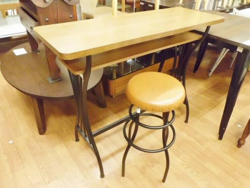 家具・インテリアのテーブル