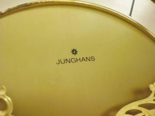 置き時計のJUNGHANS