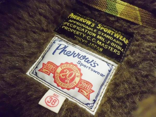 ジャケットのPherrow's