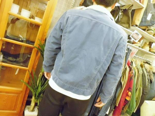 ジャケットのPherrow's