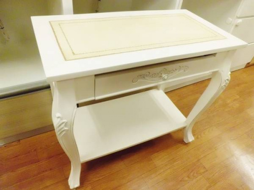 家具・インテリアのテーブル