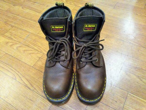 ブーツのショートブーツ