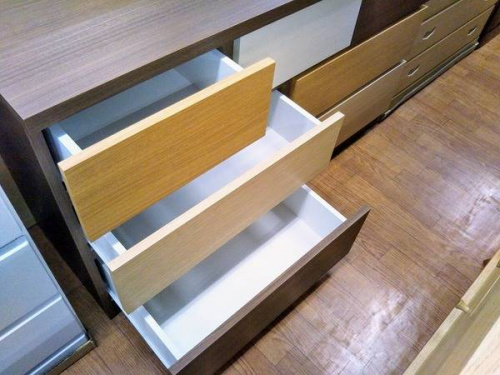 チェストの横浜