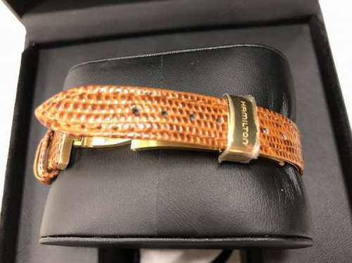 大船腕時計のベンチュラ