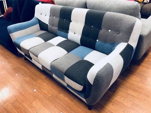 家具・インテリアの3人掛けソファー