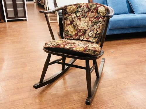 家具・インテリアのロッキングチェア