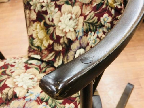 ロッキングチェアのERCOL