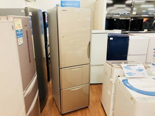 生活家電の3ドア冷蔵庫