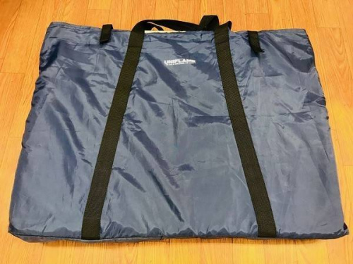 テーブルのUNIFLME