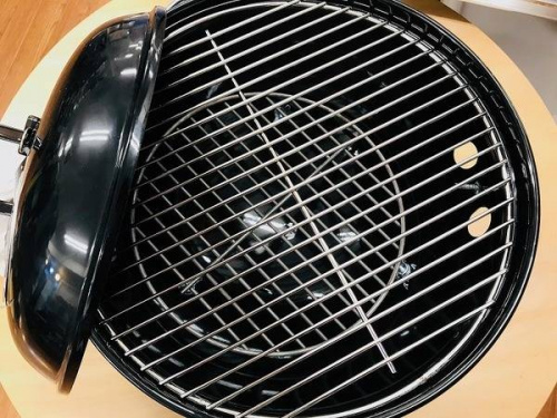 キャンプ用品のウェーバー