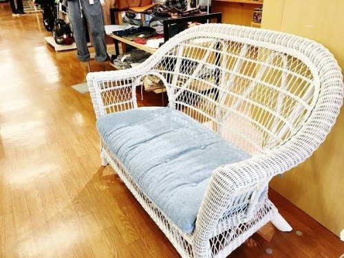 家具のソファ