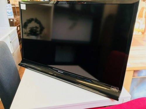 デジタル家電のテレビ