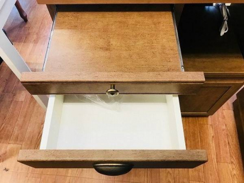 鎌倉　家具の大船店　家具