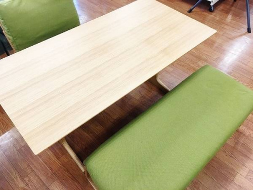 家具のダイニングセット