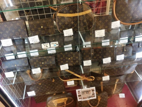 LOUIS VUITTONの大船ブランド