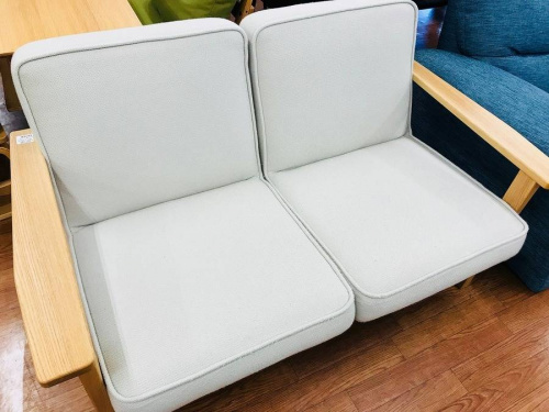 家具のソファ