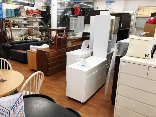 未使用品の大船家具