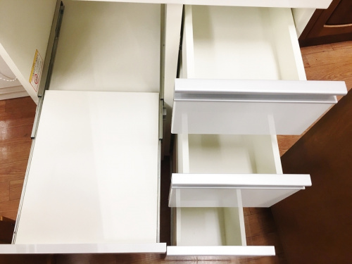 パモウナの大船　家具