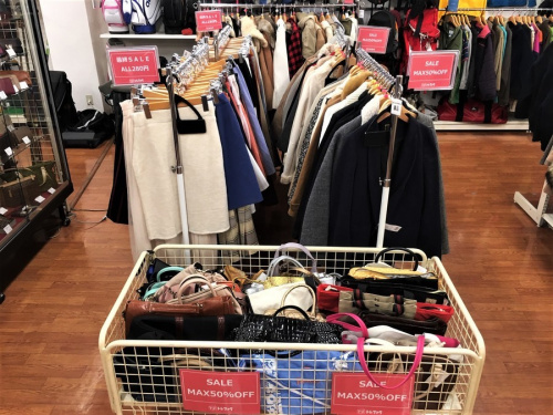 洋服買取　鎌倉市の大船レディース衣類