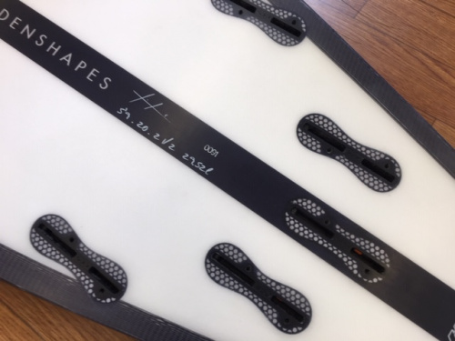 サーフの大船　サーフ