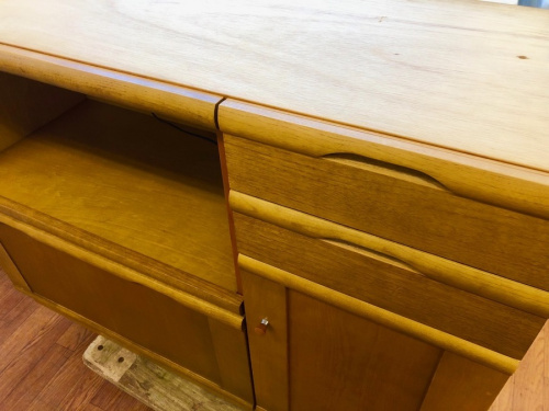 鎌倉　家具の大船店　家具