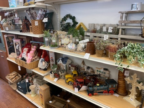 家具の大船　西海岸