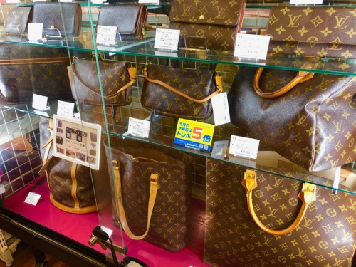 鎌倉　ブランドのLOUIS VUITTON