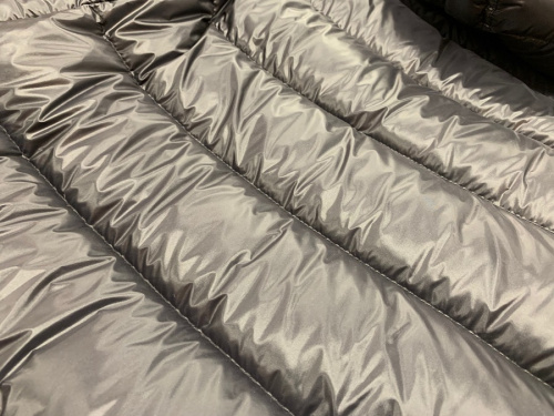 ダウンコートのダウンジャケット