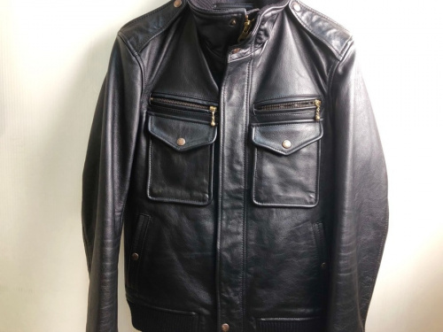 メンズファッションのレザージャケット