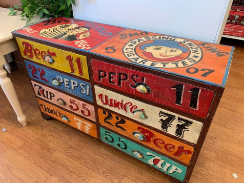 糸車のインテリア