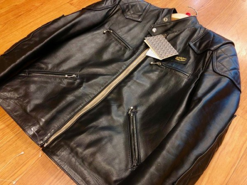 メンズファッションのレザージャケット