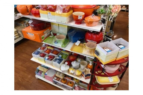 インテリアの洋食器