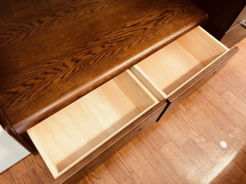 中古家具のカリモク