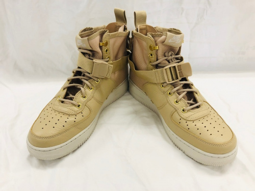 アディダス　ナイキ　コンバース　ニューバランス