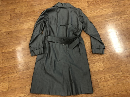 コートのトレンチコート