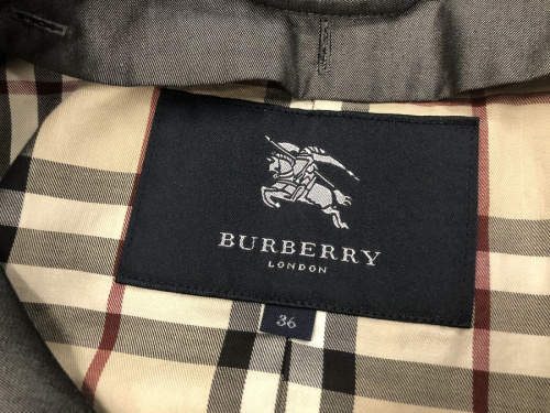 トレンチコートのBURBERRY LONDON（バーバリーロンドン）