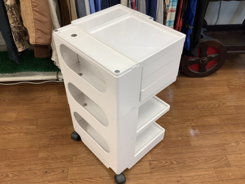 ワゴンの大船　中古　家具　